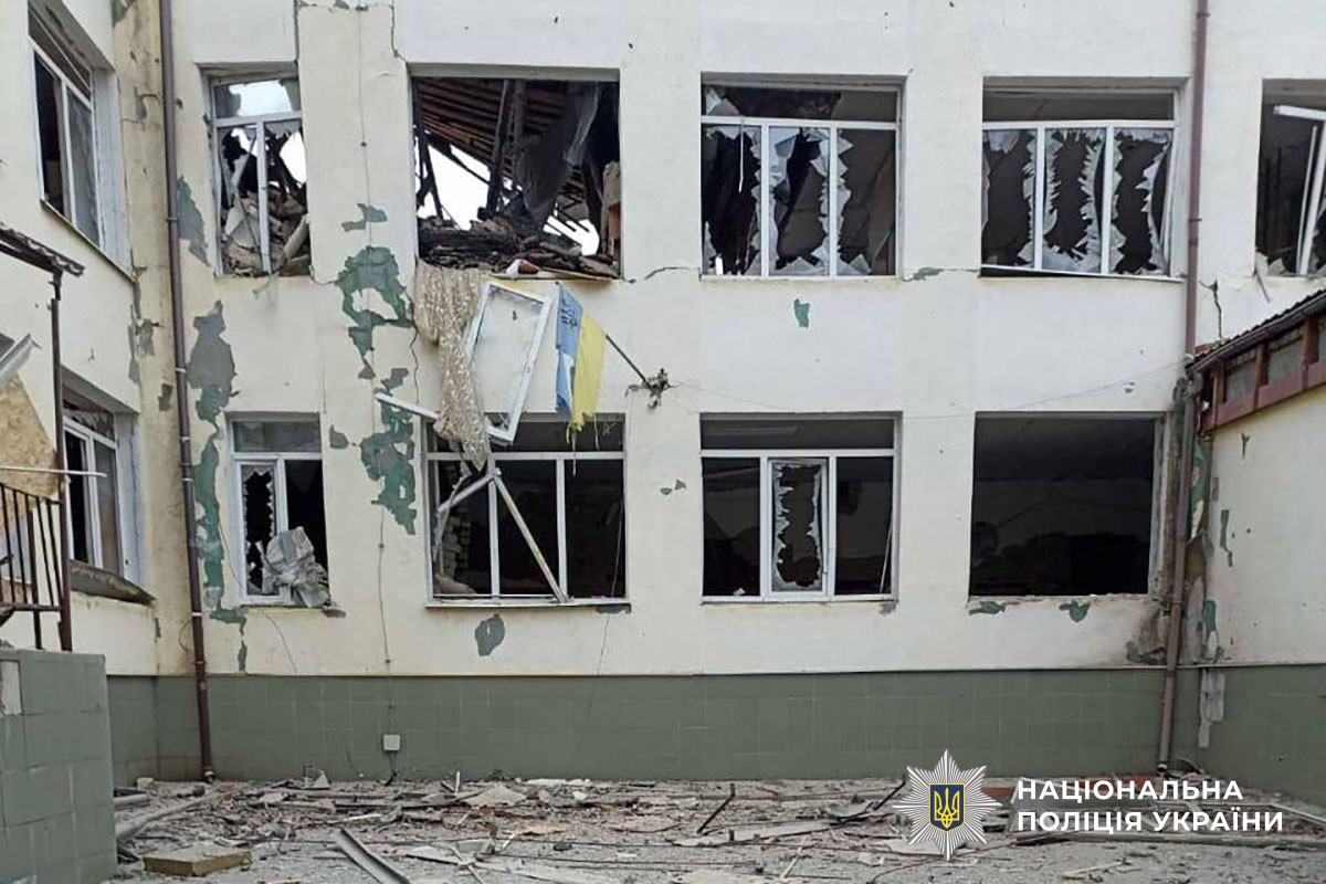 Зруйнована будівля