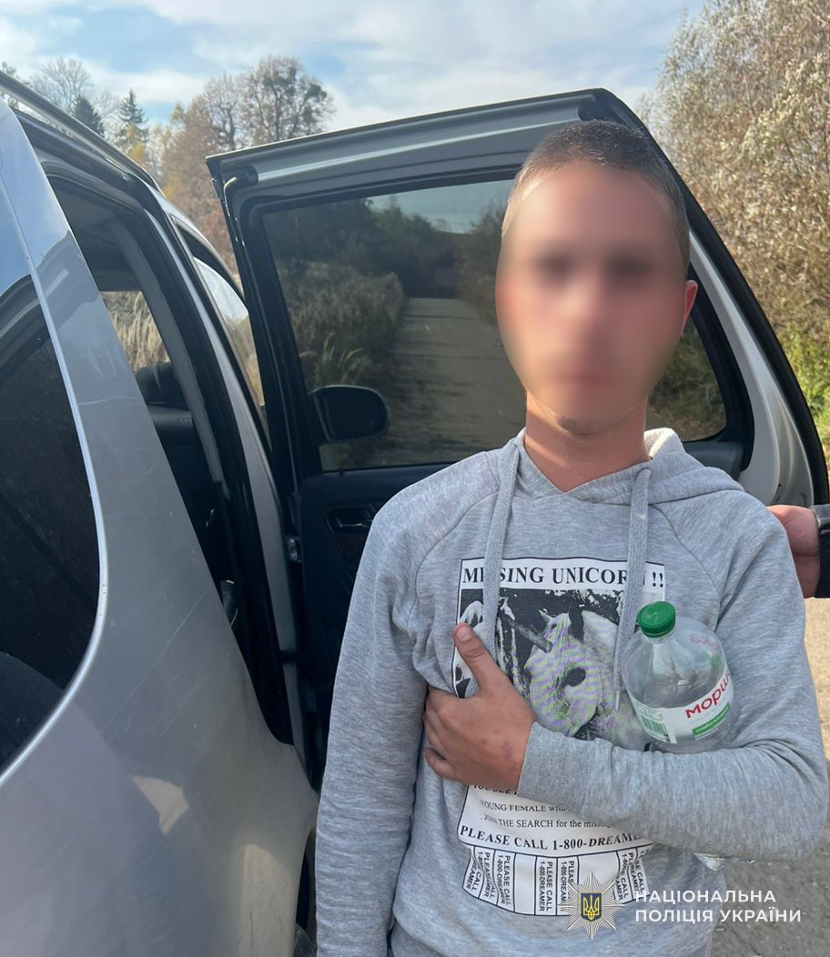 За скоєне фігуранту, який заволодів грошима потерпілого у сумі 15 тисяч гривень, загрожує покарання – до п’ятнадцяти років позбавлення волі.
