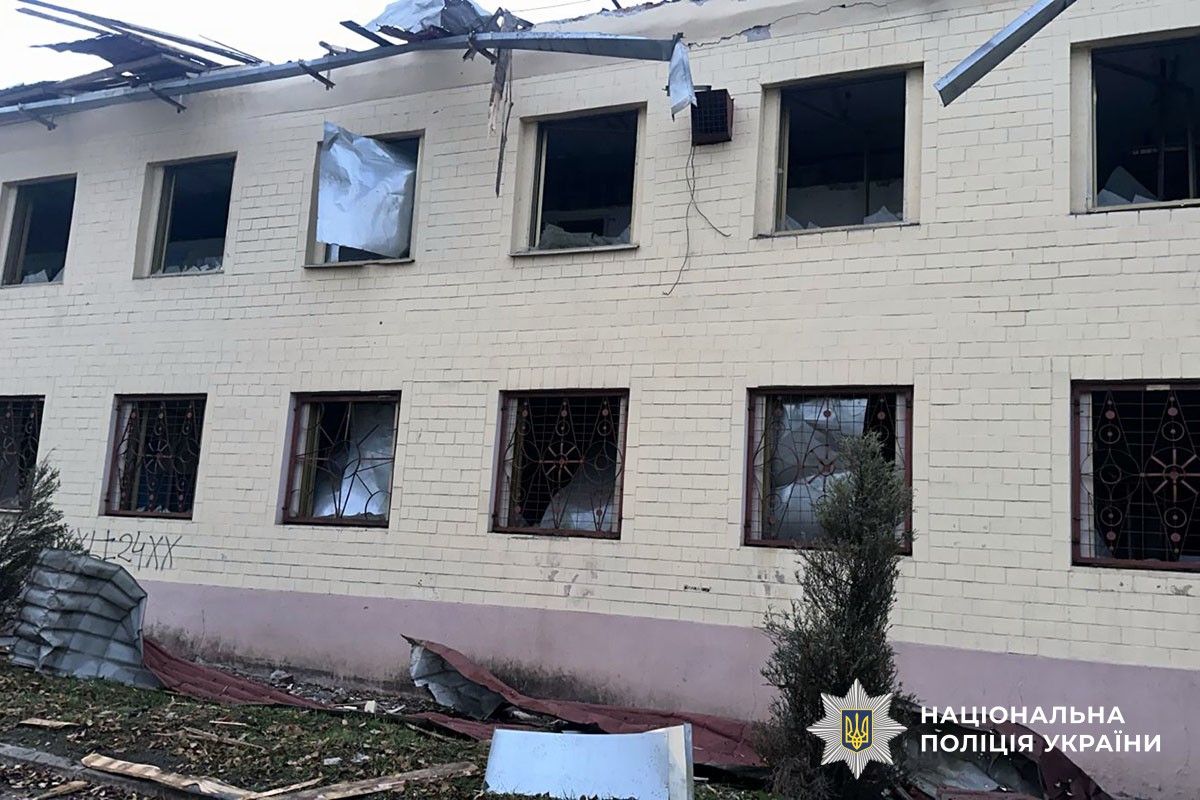 Будівля без вікон