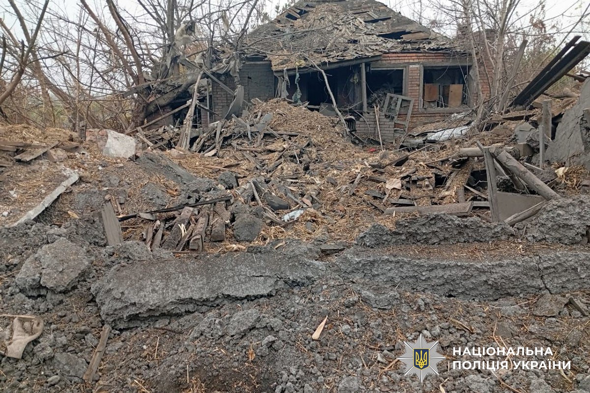 Зруйнований будинок