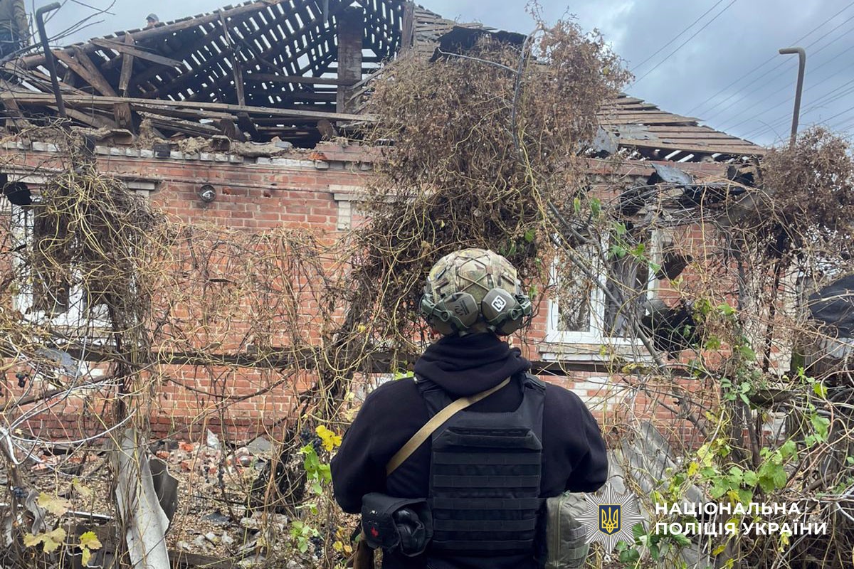 Зруйнований будинок