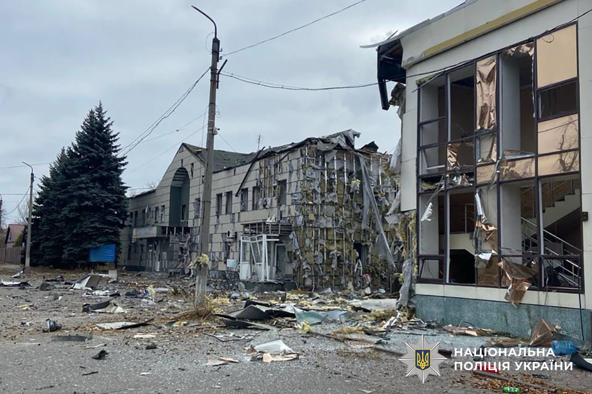 Зруйнована будівля