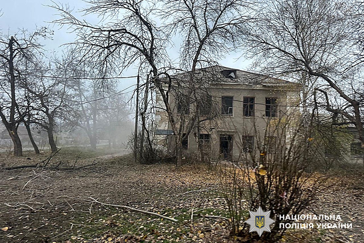 Зруйнована будівля