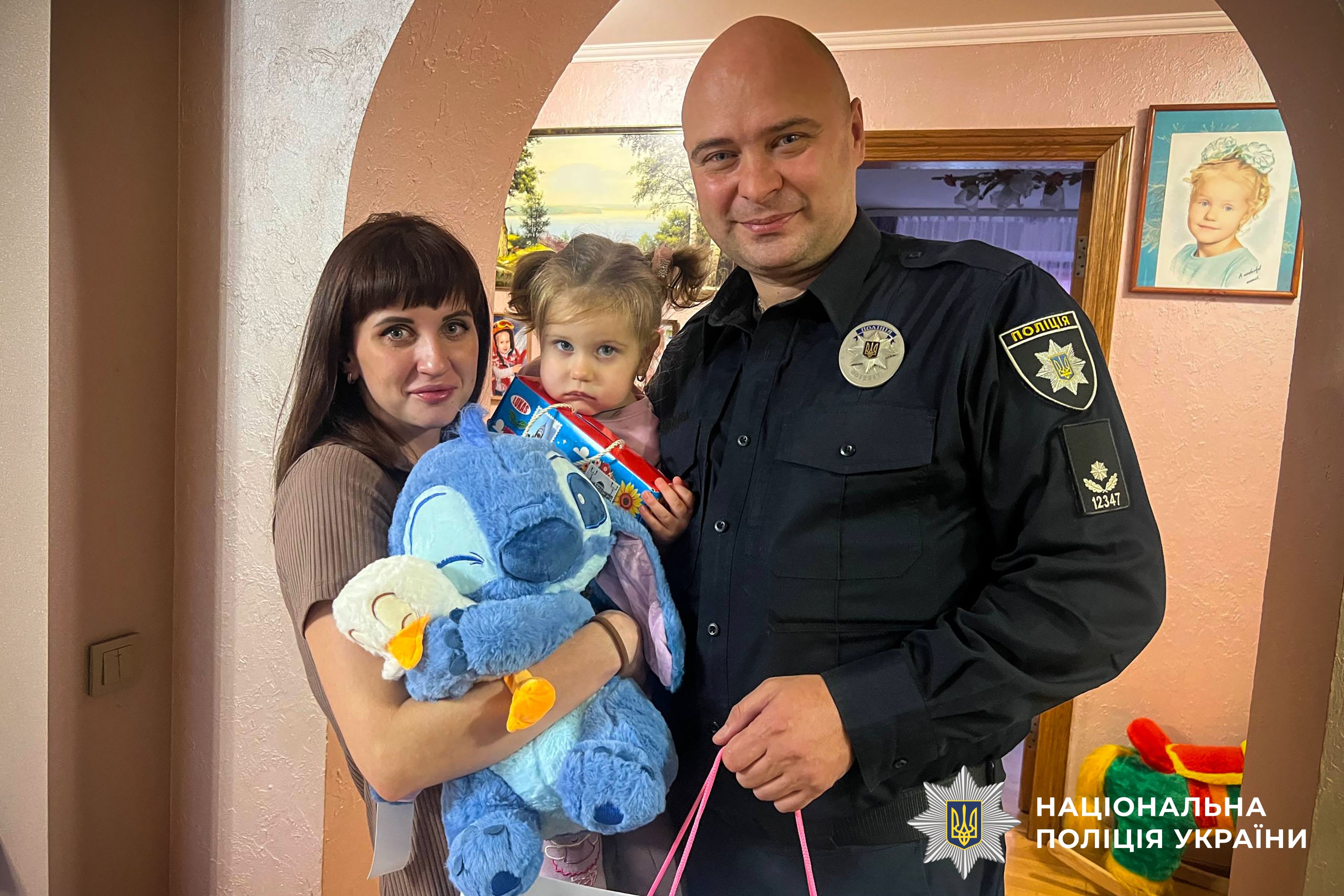 У День захисту дітей поліцейські Полтавщини відвідали родини загиблих і зниклих безвісти колег