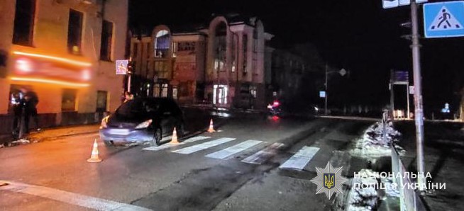 За минулу добу на Львівщині внаслідок наїздів автомобілів травмовані три пішоходи – правоохоронці встановлюють обставини подій