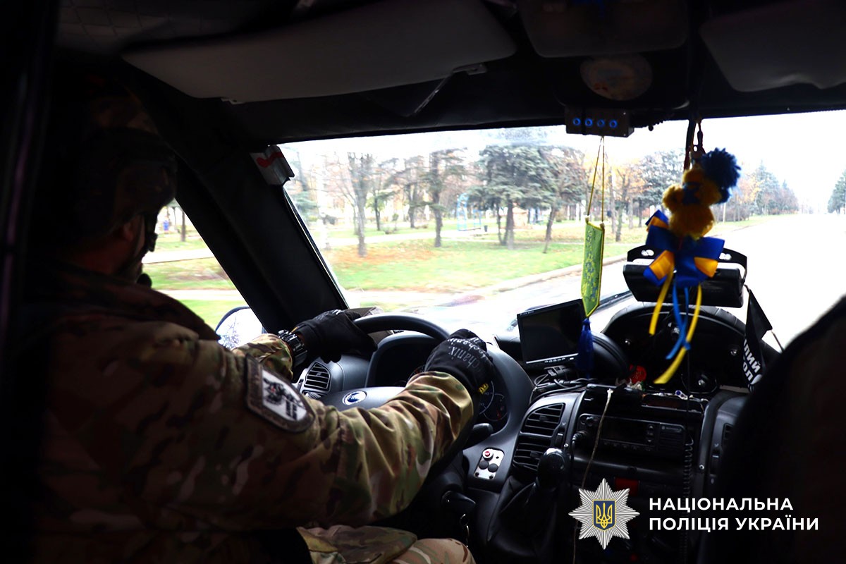 Поліцейський евакуаційного екіпажу