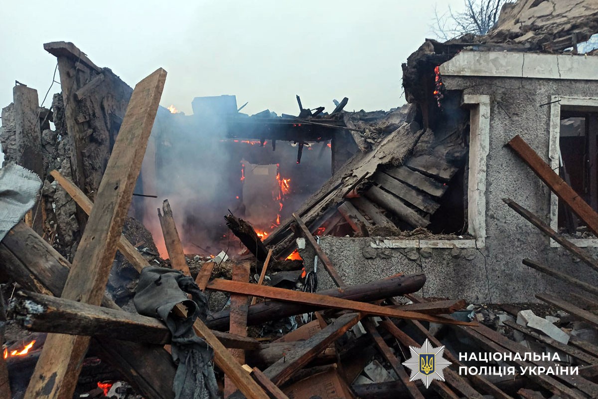 Зруйнований будинок