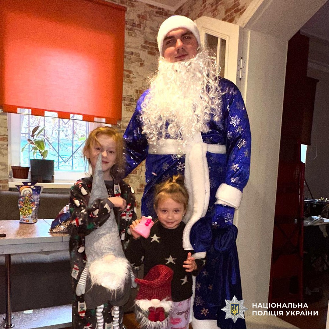 Привітання донечок загиблого колеги