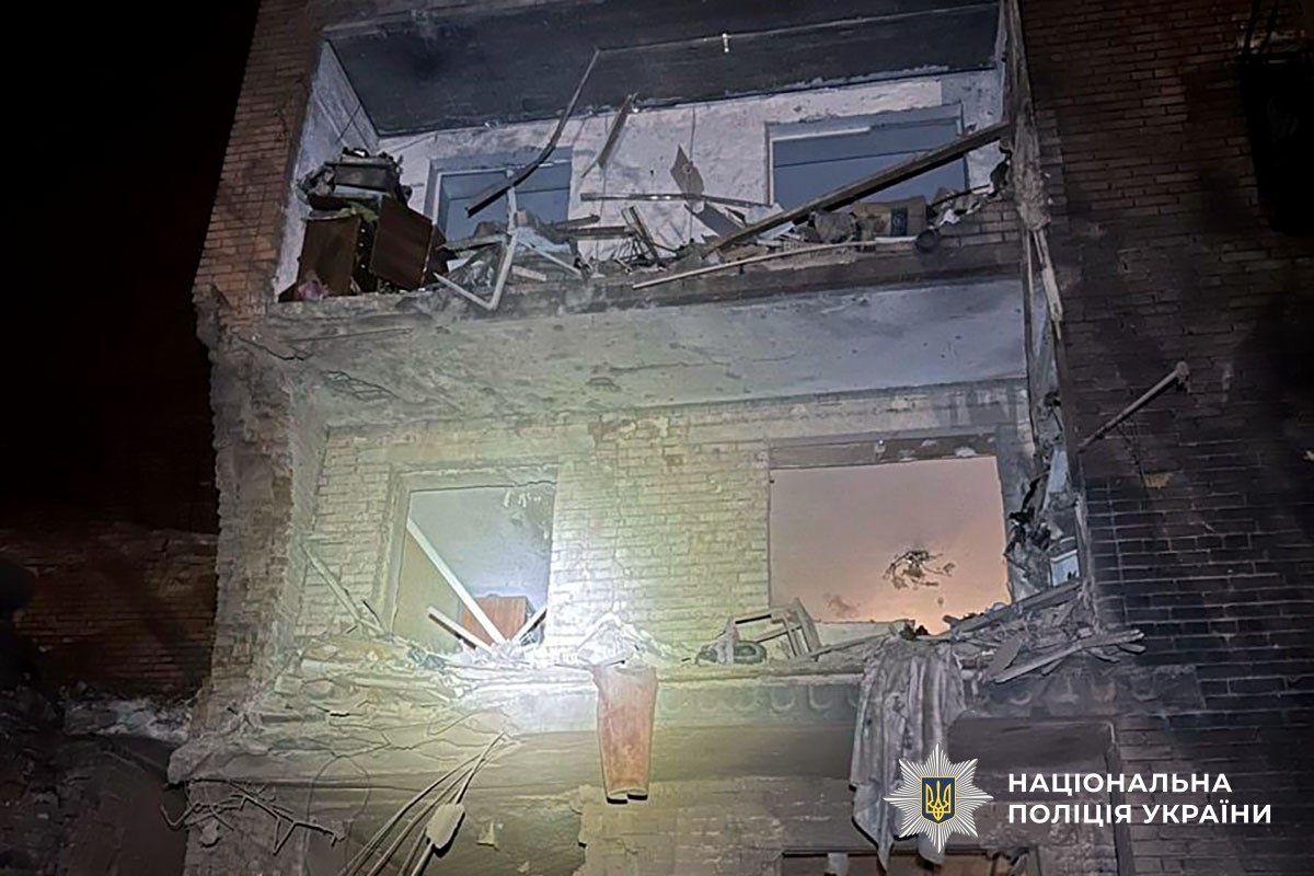 Пошкоджена багатоповерхівка