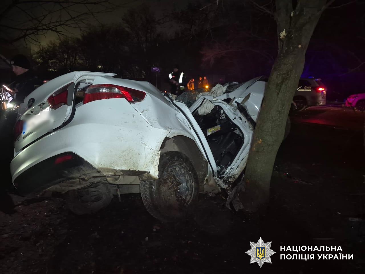 Автомобіль на місці ДТП