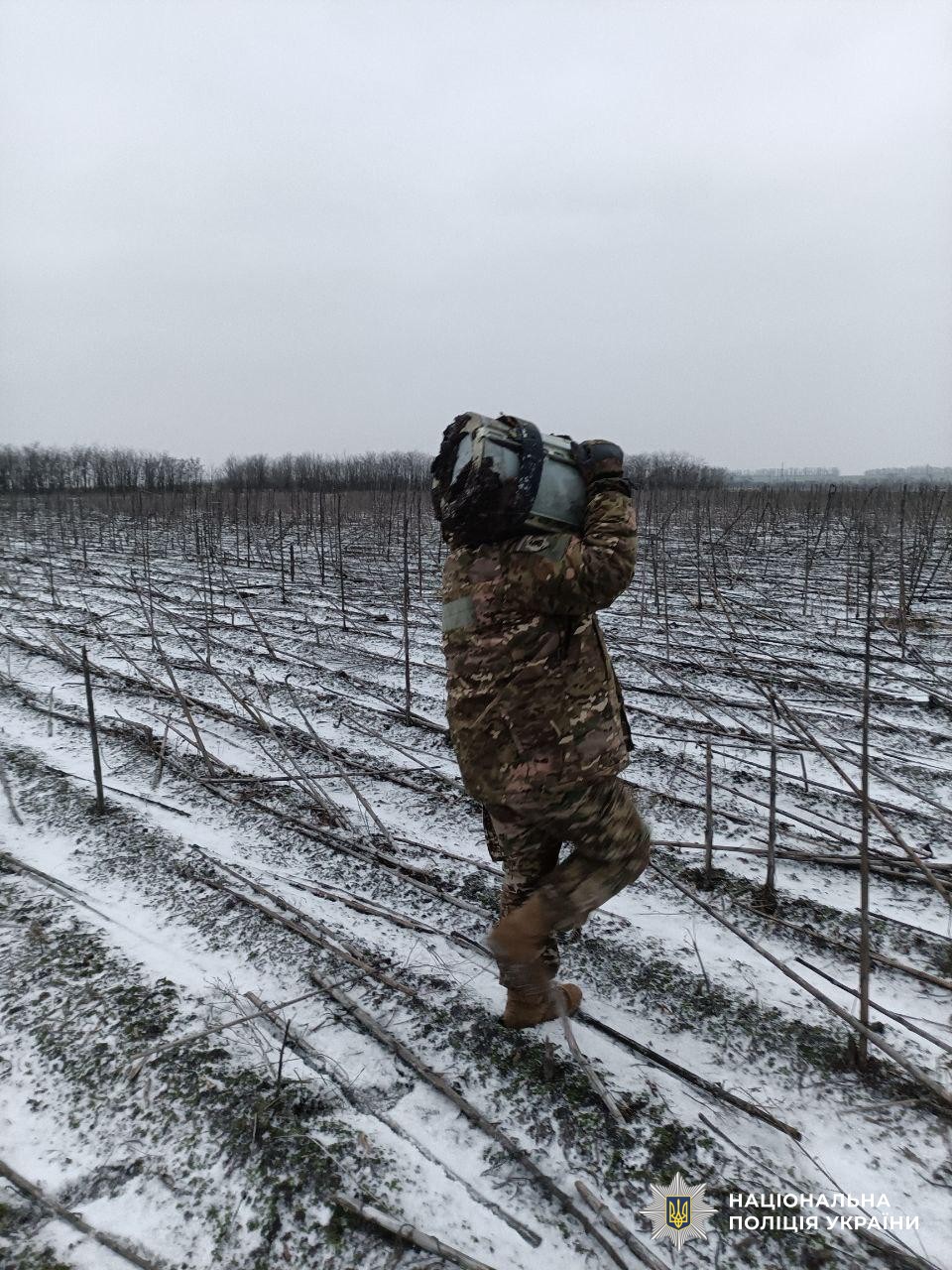 вибухотехнік працює