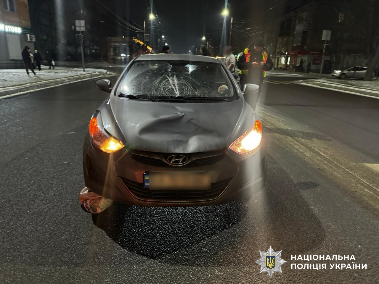 Пошкоджений автомобіль на місці ДТП