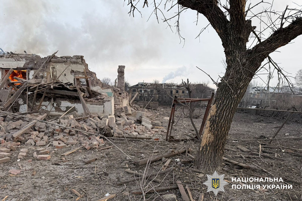 Зруйнований будинок