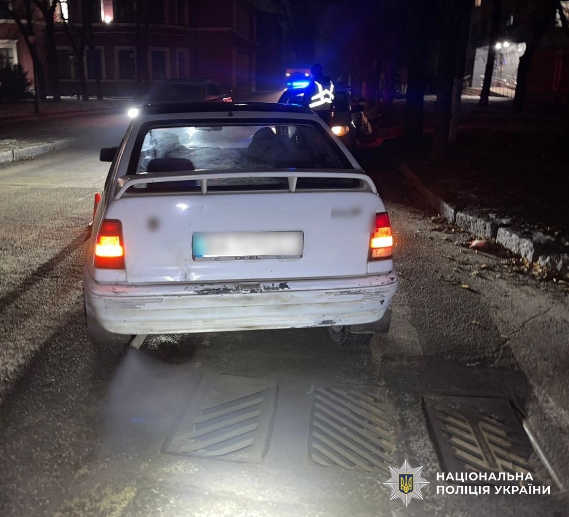 Автомобіль на місці ДТП