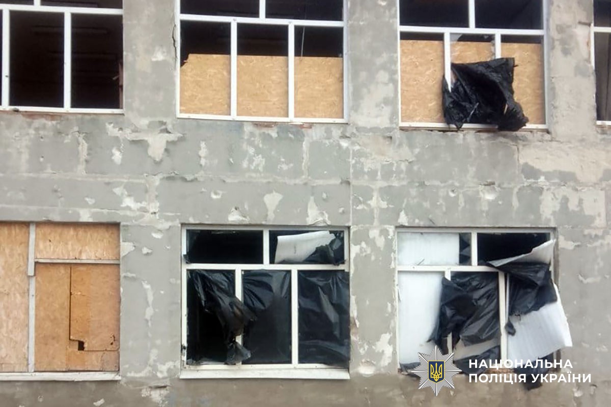 Зруйнована будівля