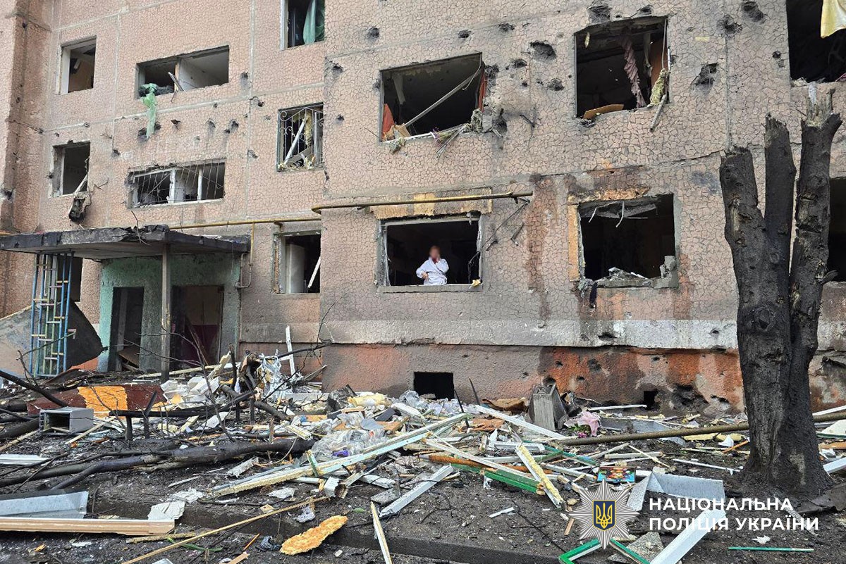 Пошкоджена багатоповерхівка