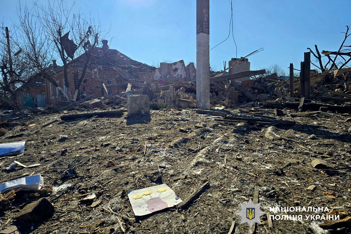 Зруйнований будинок