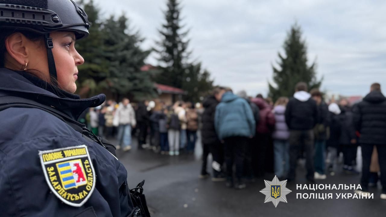 На нвчаннях з евакуації, пройшли у навчальних закладах області, діти відпрацьовують алгоритми