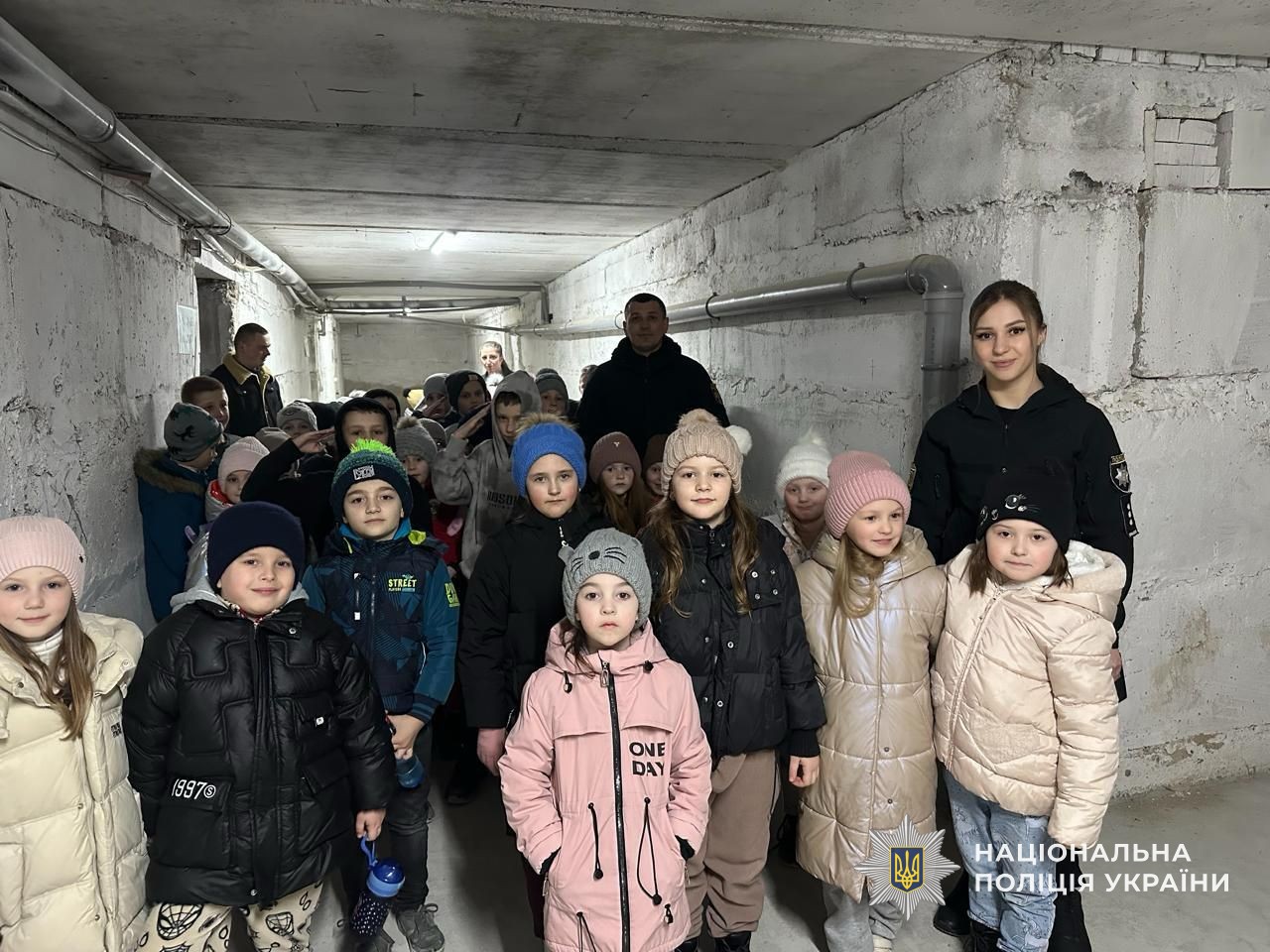 На нвчаннях з евакуації, пройшли у навчальних закладах області, діти відпрацьовують алгоритми