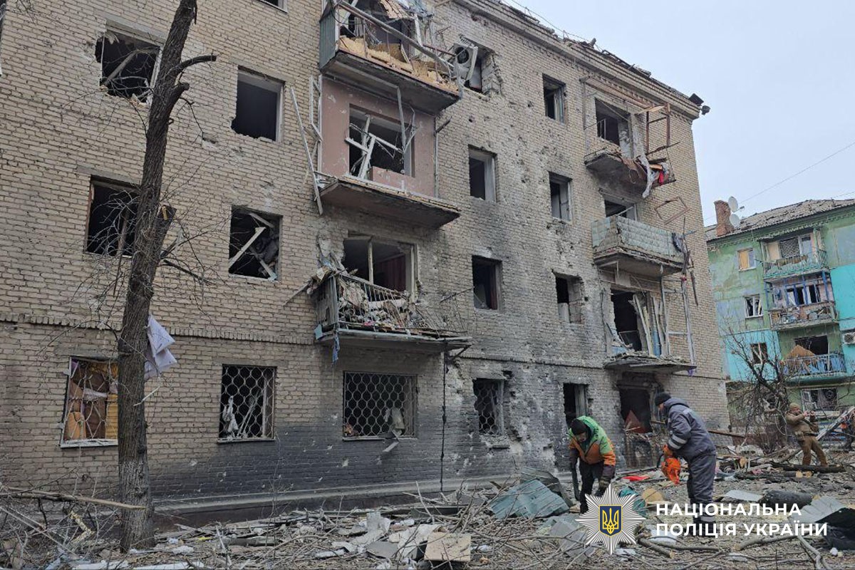 Пошкоджена багатоповерхівка