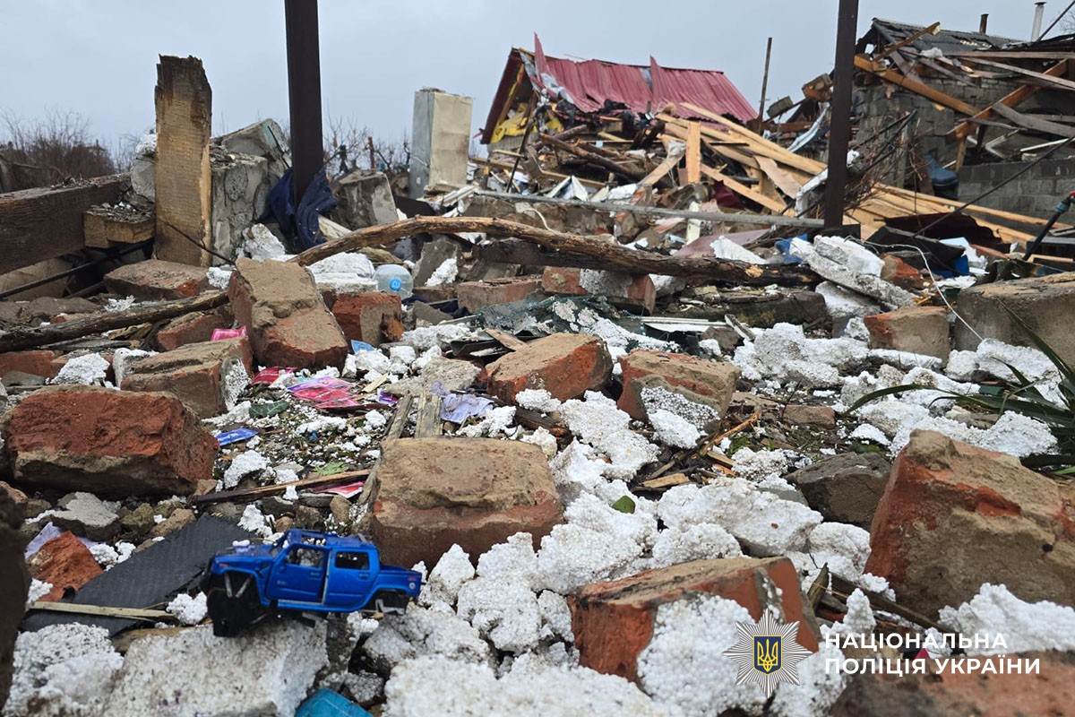 Зруйнований будинок