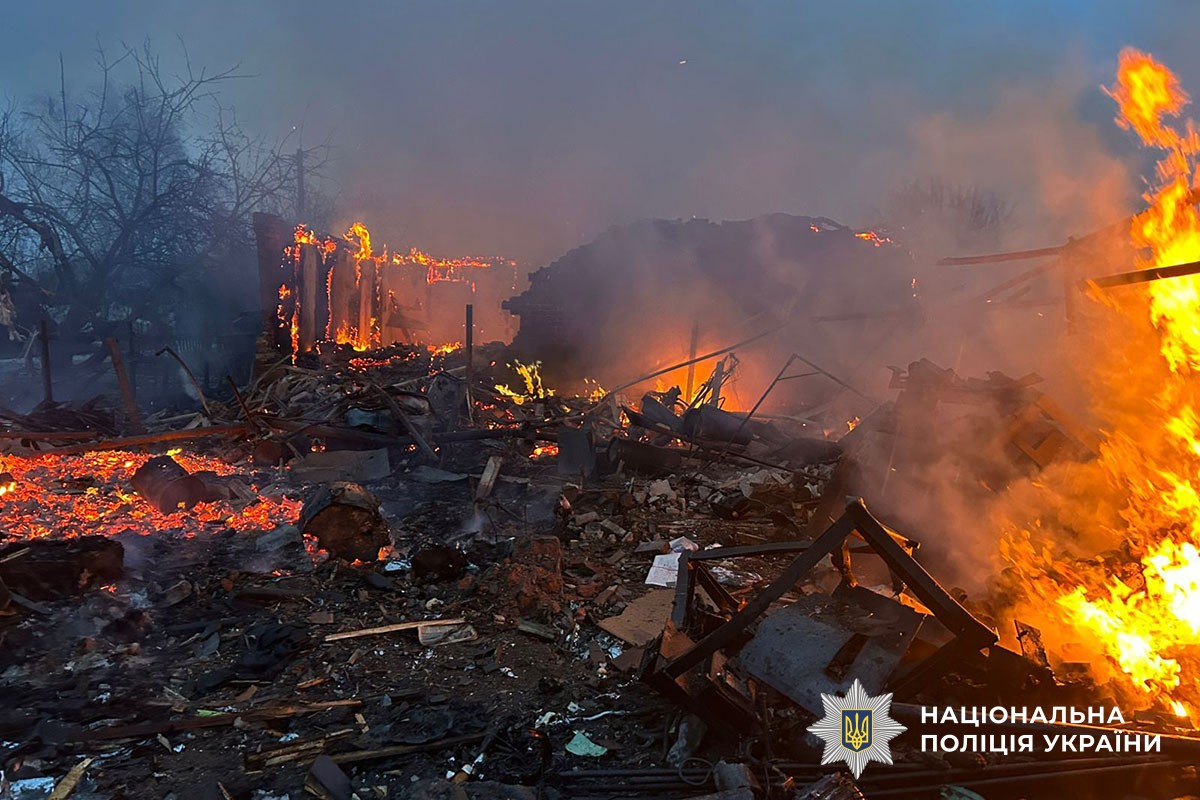 Пожежа після обстрілу