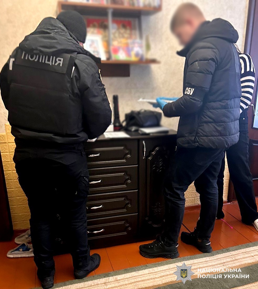 На Житомирщині викрили схему «інвалідність за $10 тисяч»: двох чоловіків затримали під час отримання хабаря
