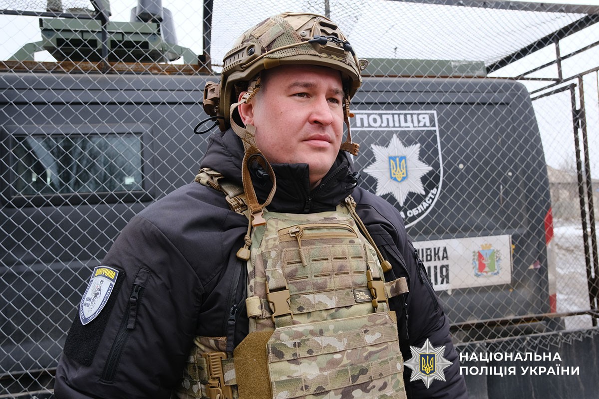 Поліцейський підрозділу "Білий Яногл"