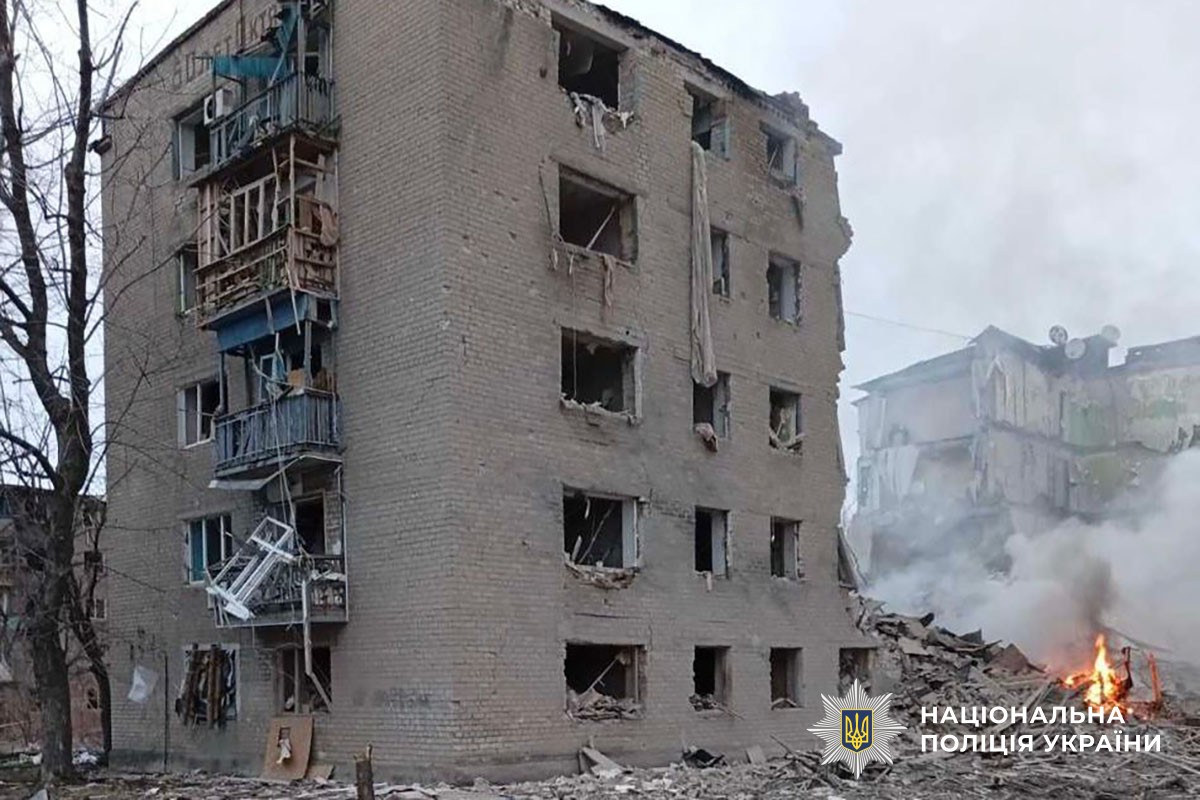 Зруйнований будинок