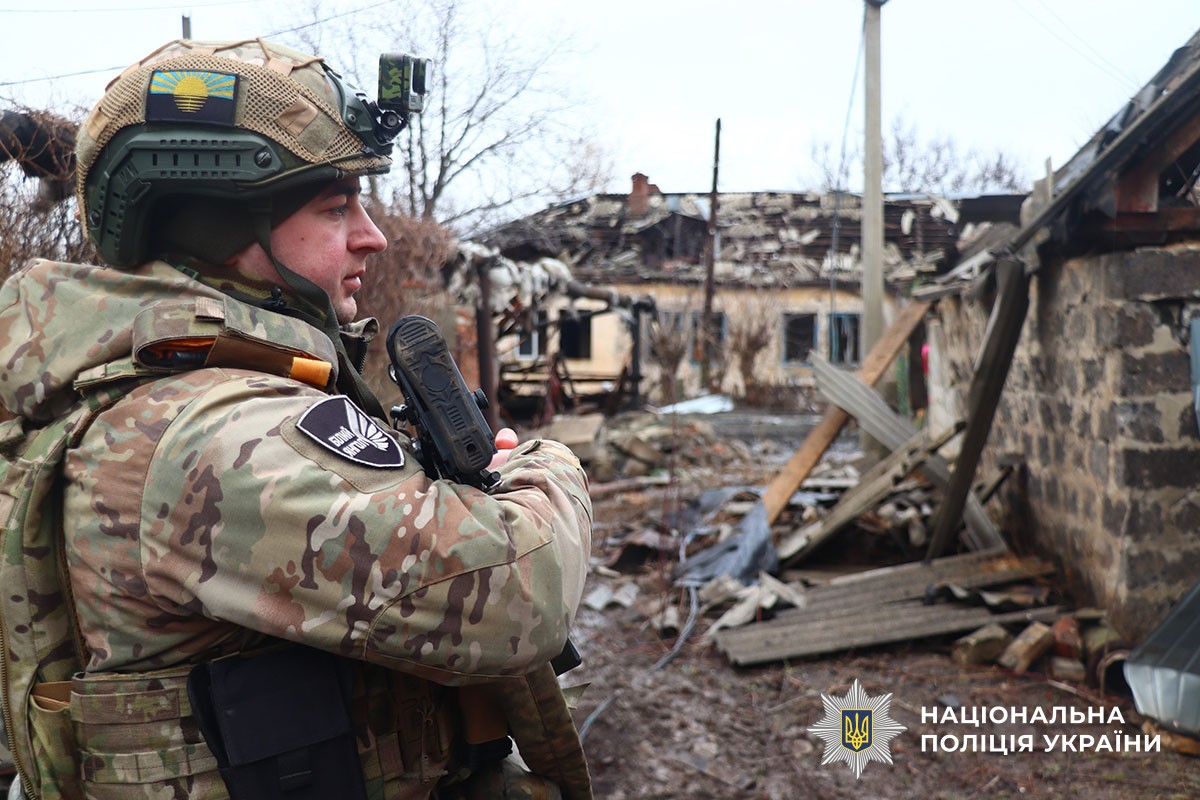 Зруйнований будинок