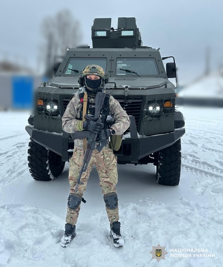 Поліцейська спецпідрозділу КОРД