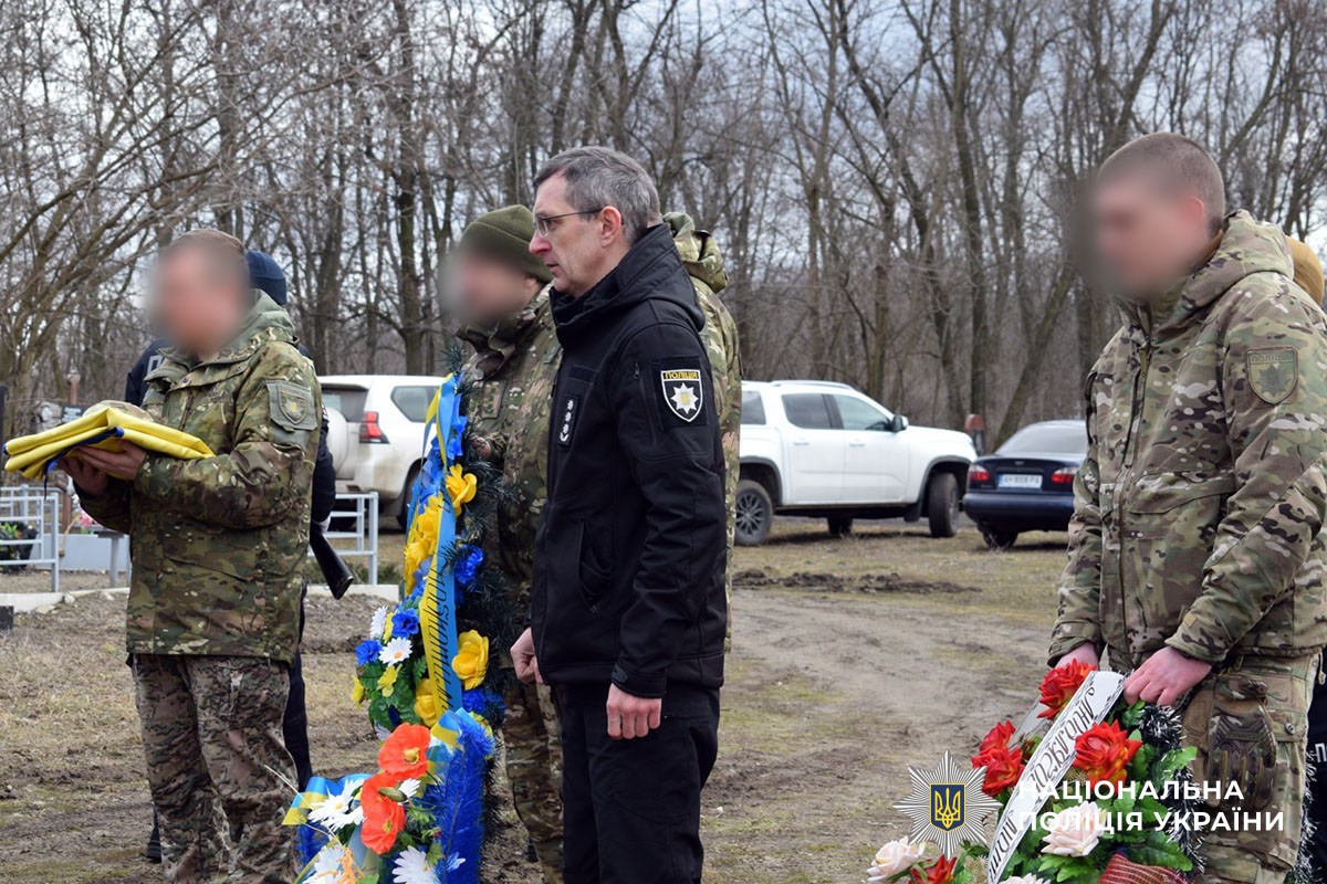 На Донеччині провели в останню путь двох поліцейських