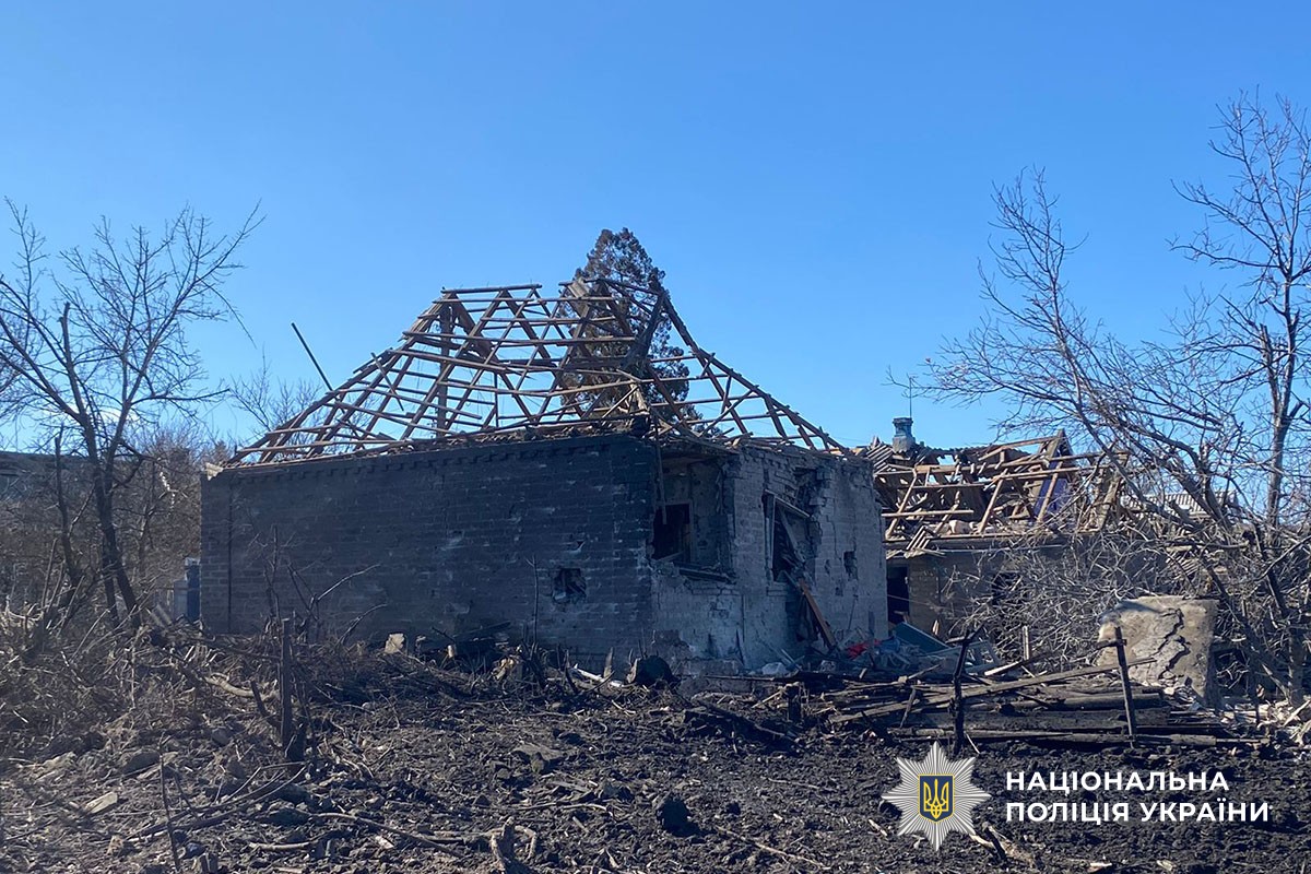 Зруйнований будинок