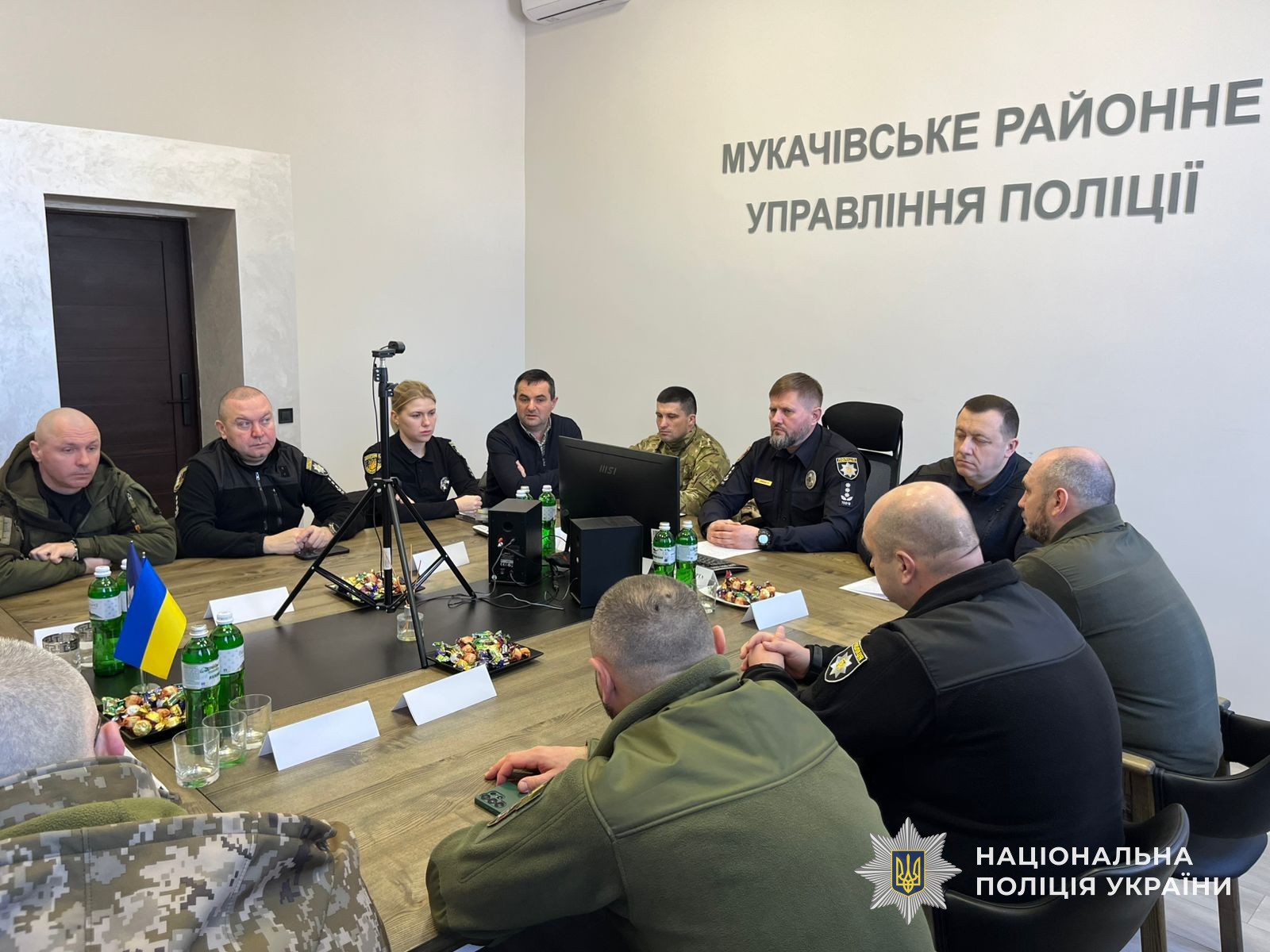Поліцейські Закарпаття проводять зустрічі з ветеранами, військовими та їхніми родинами
