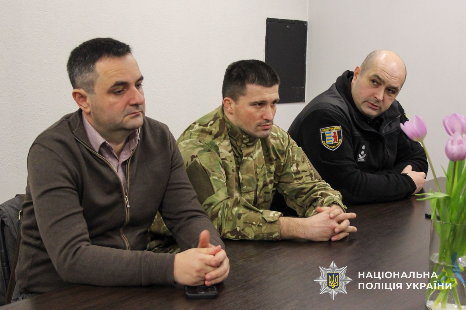 Поліцейські Закарпаття проводять зустрічі з ветеранами, військовими та їхніми родинами