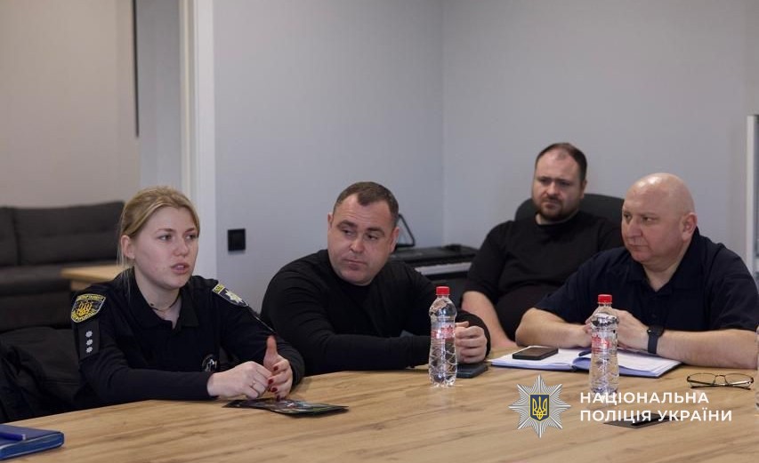 Поліцейські Закарпаття проводять зустрічі з ветеранами, військовими та їхніми родинами