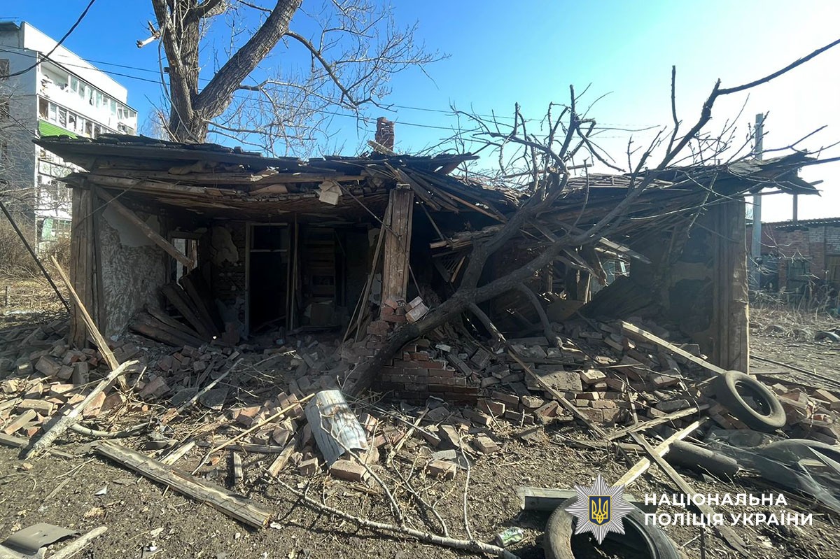 Зруйнований будинок