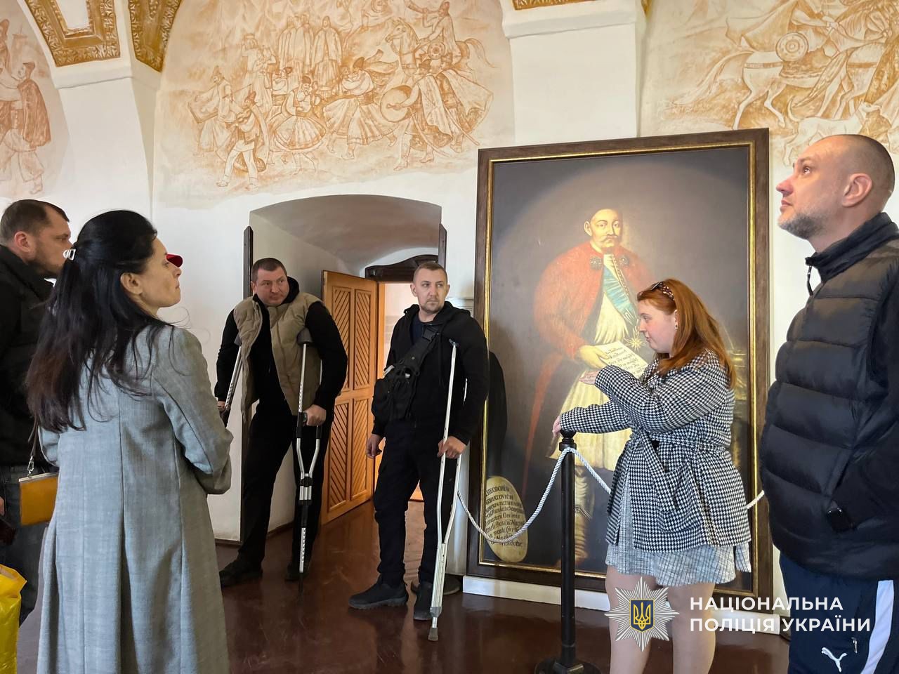 Ветерани та поранені військовослужбовці системи МВС на екскурсії у Замку "Паланку"