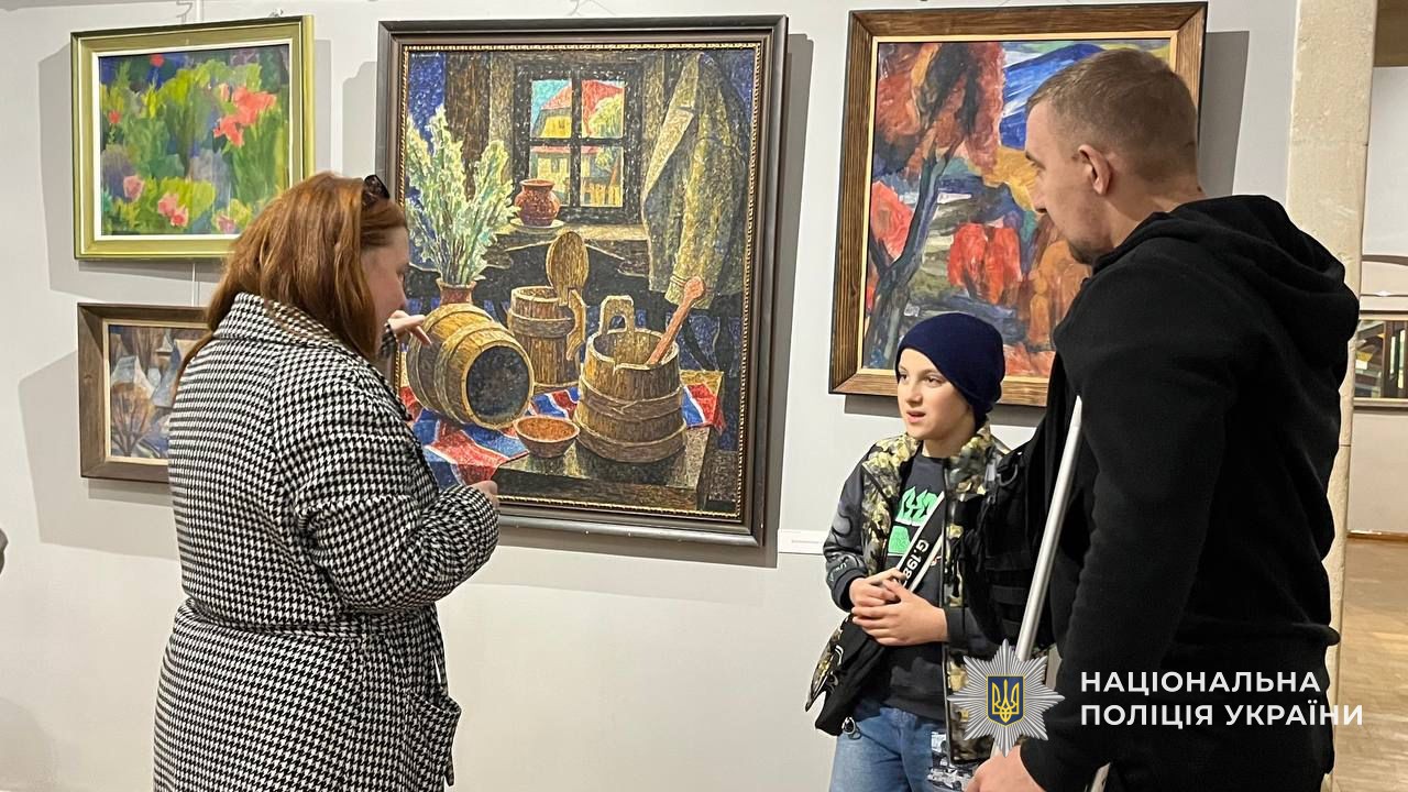 Ветерани та поранені військовослужбовці системи МВС на екскурсії у Замку "Паланку"