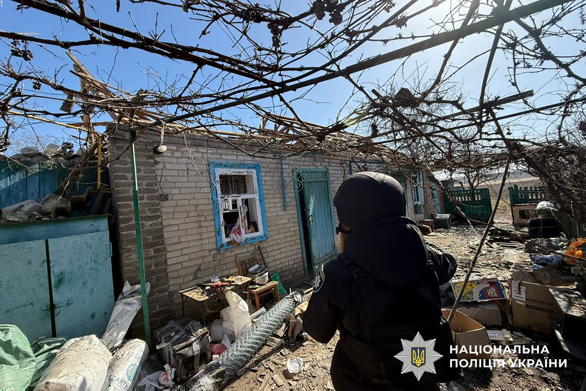 Зруйнований будинок