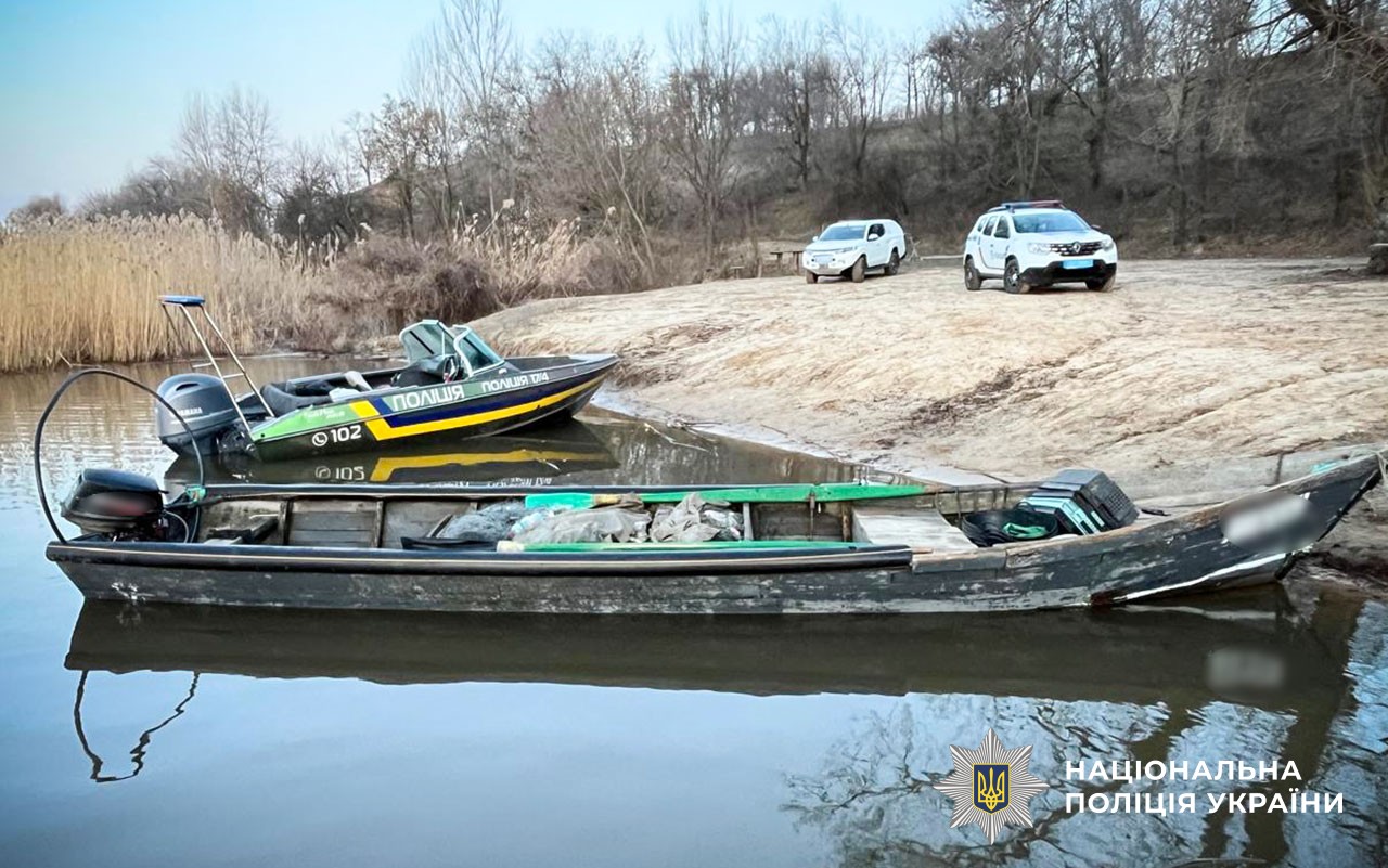 Збитки державі на майже 2 мільйони гривень: на Полтавщині поліція викрила незаконний рибний промисел