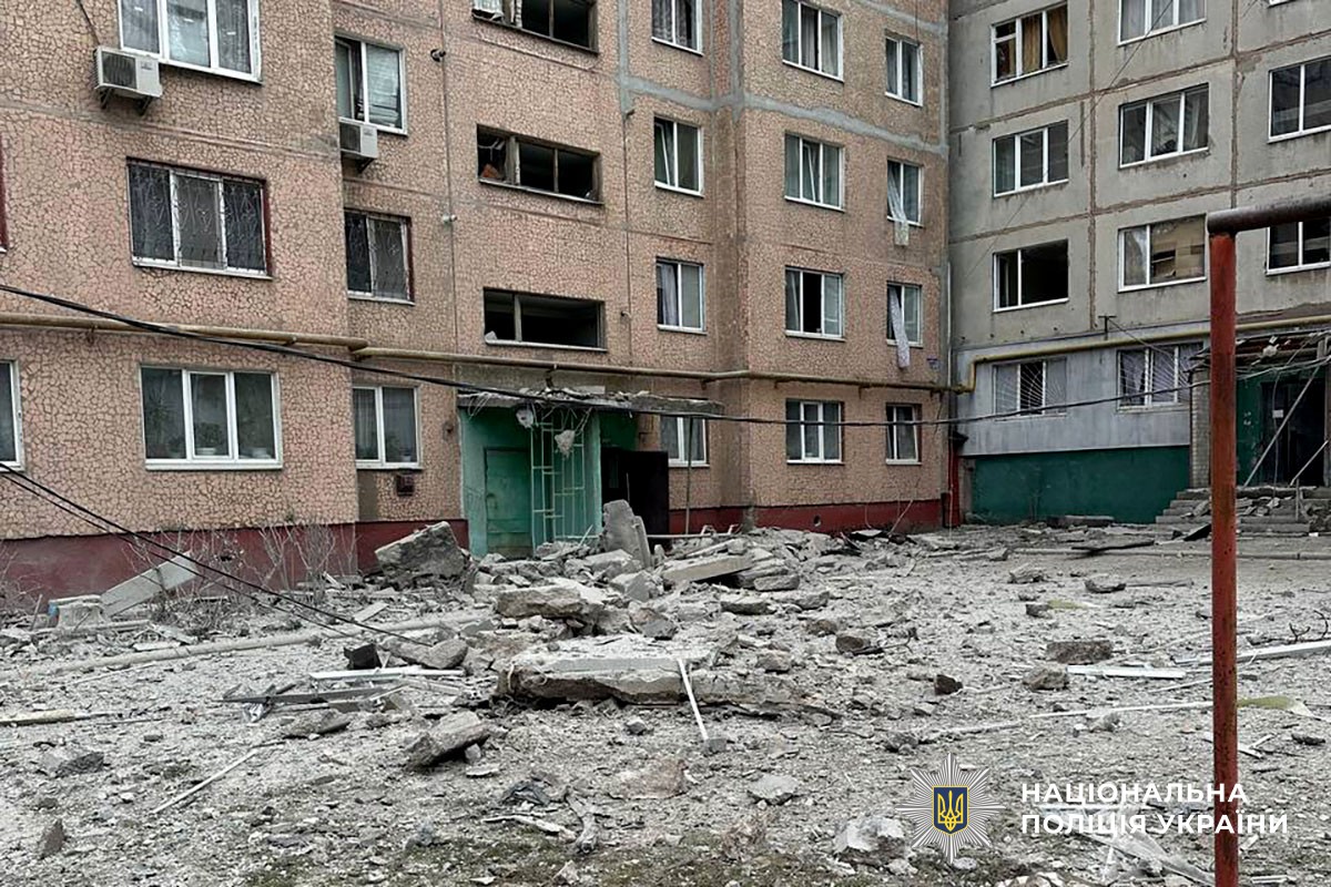 Пошкоджена багатоповерхівка