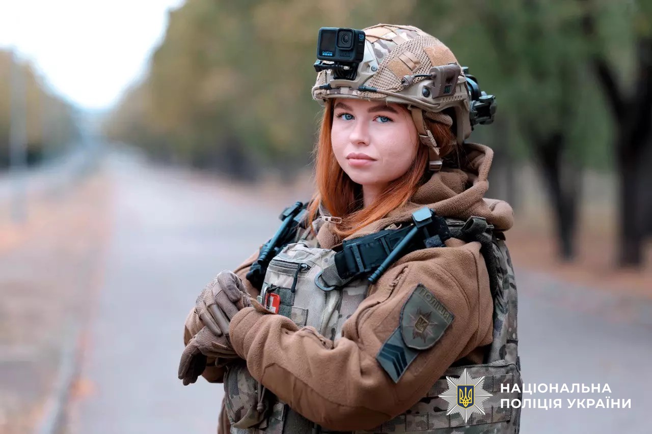 Поліцейська Анастасія Трубнікова