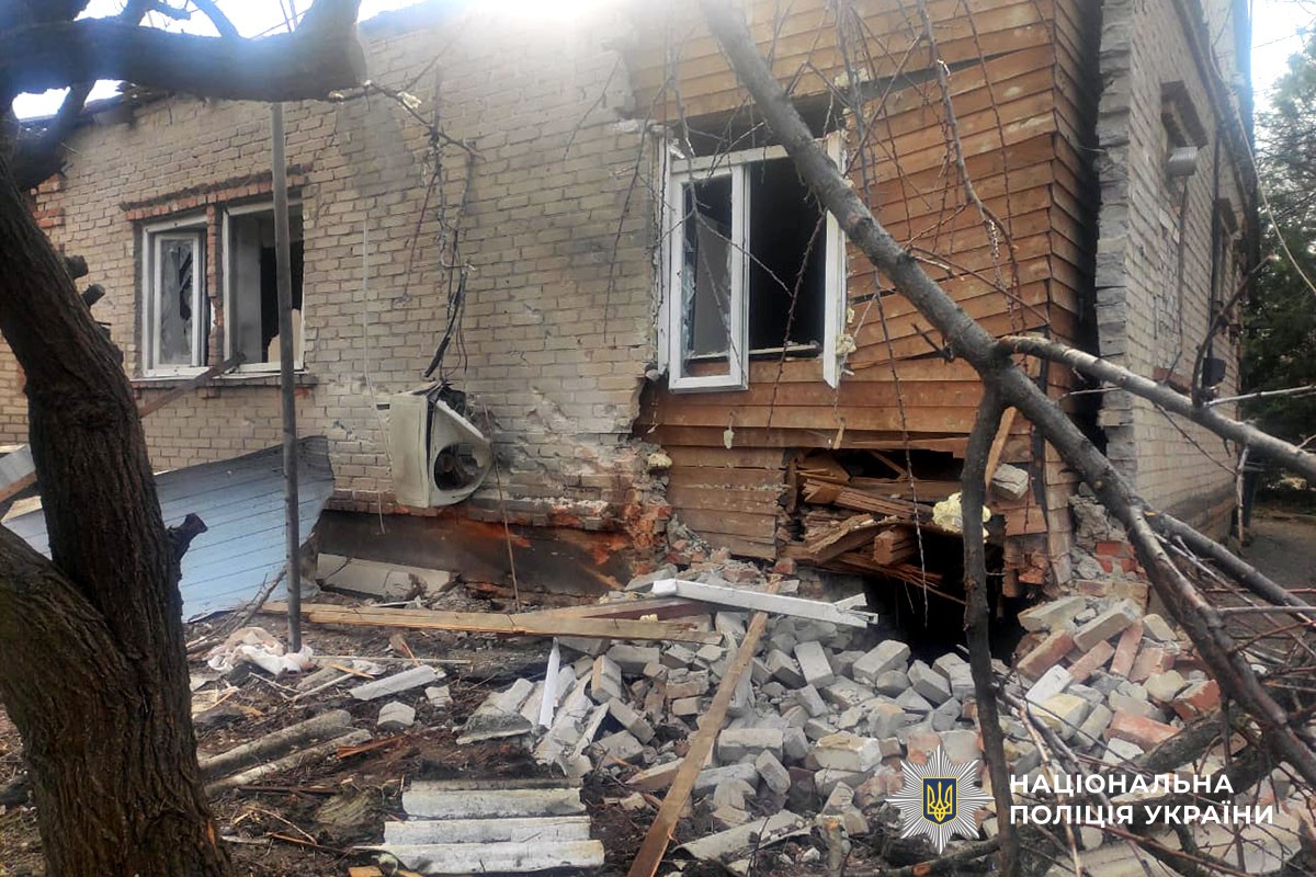 Зруйнований будинок