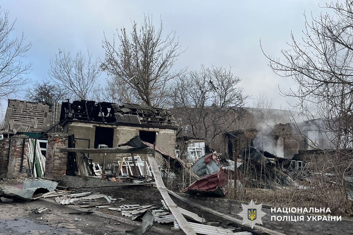 Зруйнований будинок