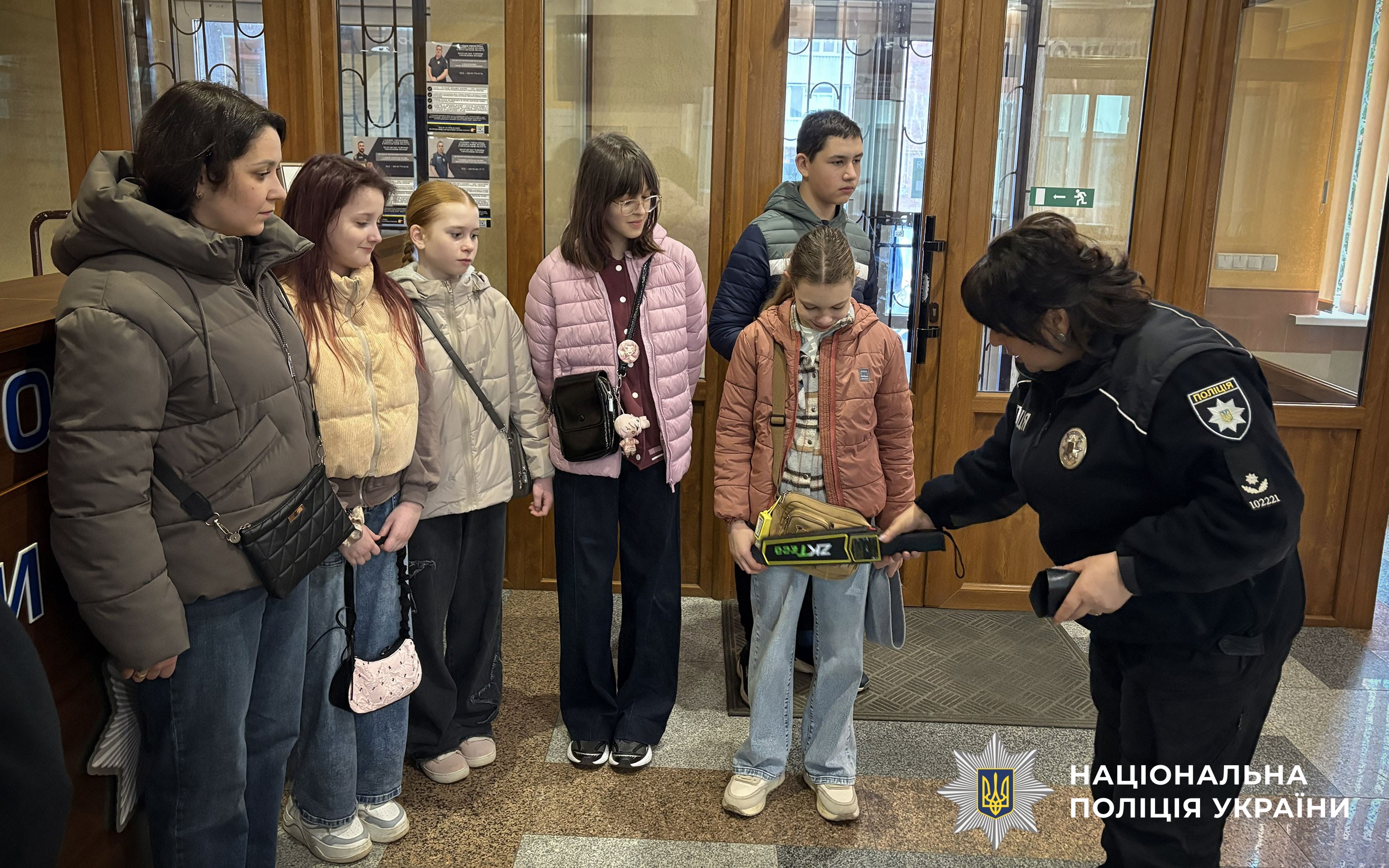 У Полтаві учні місцевого ліцею ознайомилися з професією поліцейського