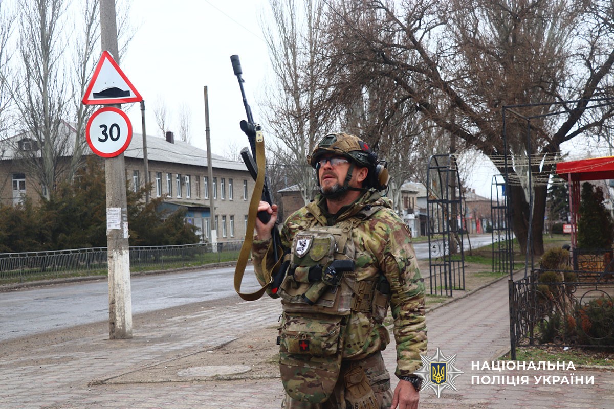 Поліцейський евакуаційного екіпажу