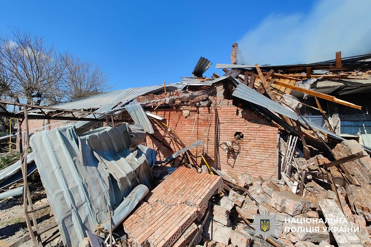 Зруйнований будинок