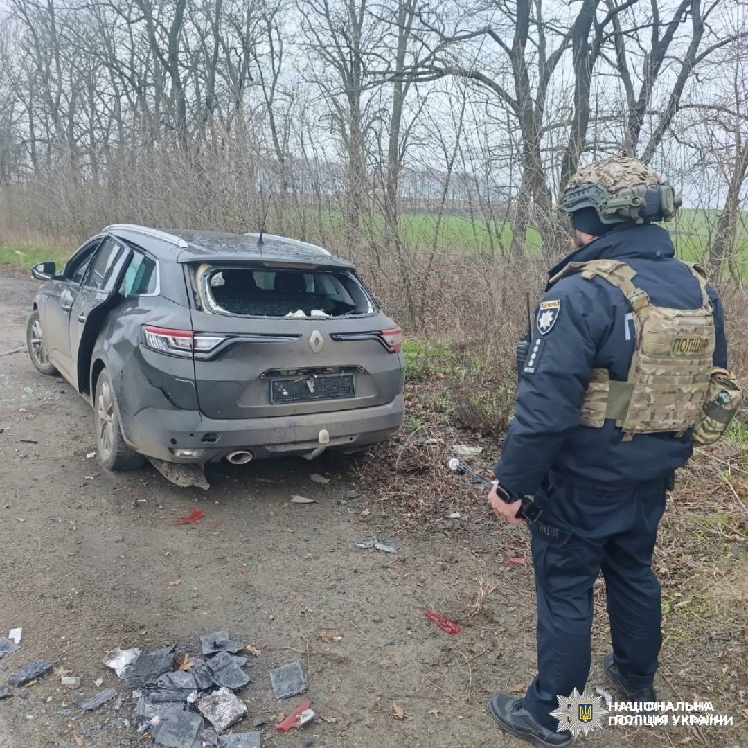 Через ворожі атаки на Харківщині одна людина загинула, троє постраждали: поліцейські задокументували наслідки воєнних злочинів