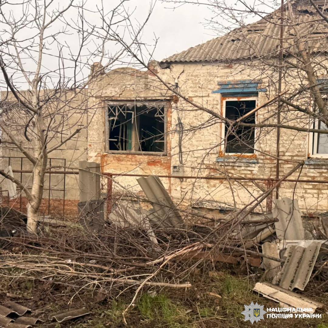 Через ворожі атаки на Харківщині одна людина загинула, троє постраждали: поліцейські задокументували наслідки воєнних злочинів